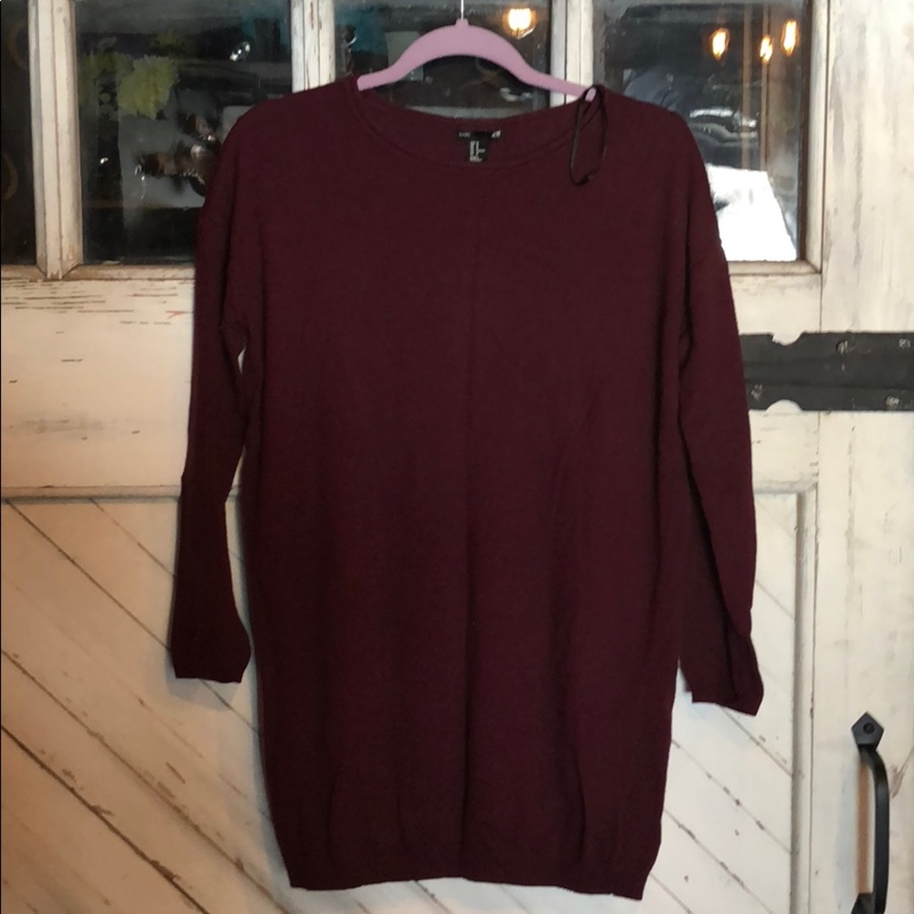 Burgundy H&M tunic length sweater